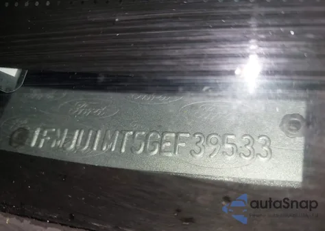 2016 Ford Expedition Platinum z USA, uszkodzony, nr VIN 1FMJU1MT5GEF39533